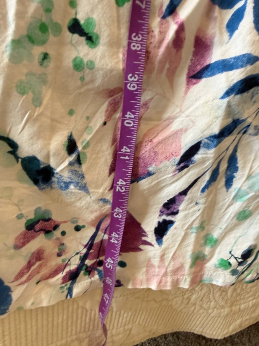 White short-sleeve maxi dress with watercolor botanical print - Picture 5 of 5